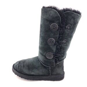 UGG Bailey Button Triplet Sheepskin Winter Boots 6